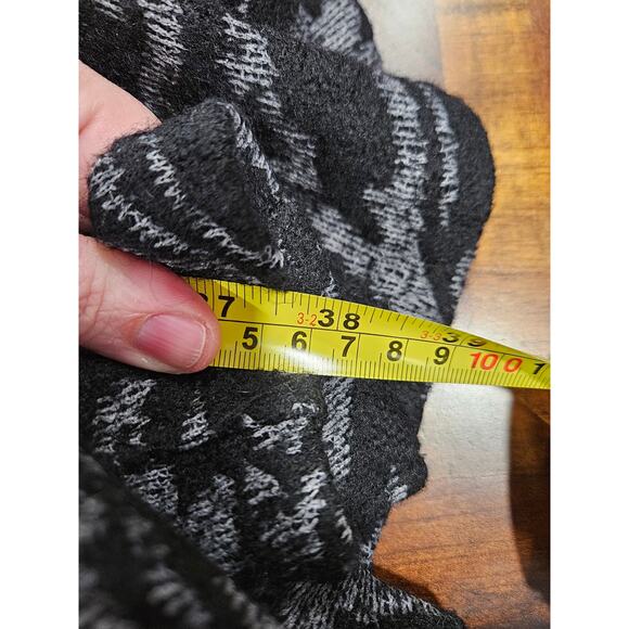 Vintage Nanette Lepore Jacquard Knit Sweater Jacket Size XL Black Gray Wool Coat - Picture 10 of 10